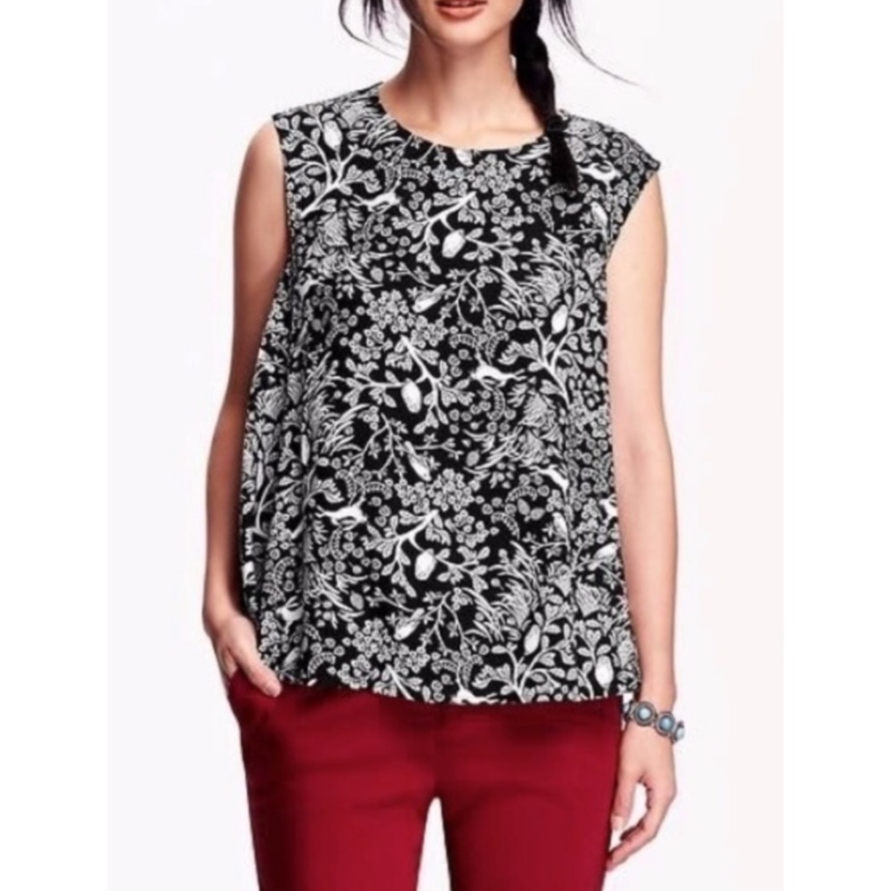 Old Navy Trapeze Top Forest Print